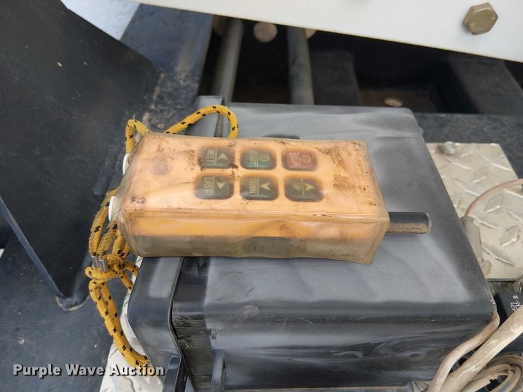 image for item EE5223 2021 Ranco side dump trailer