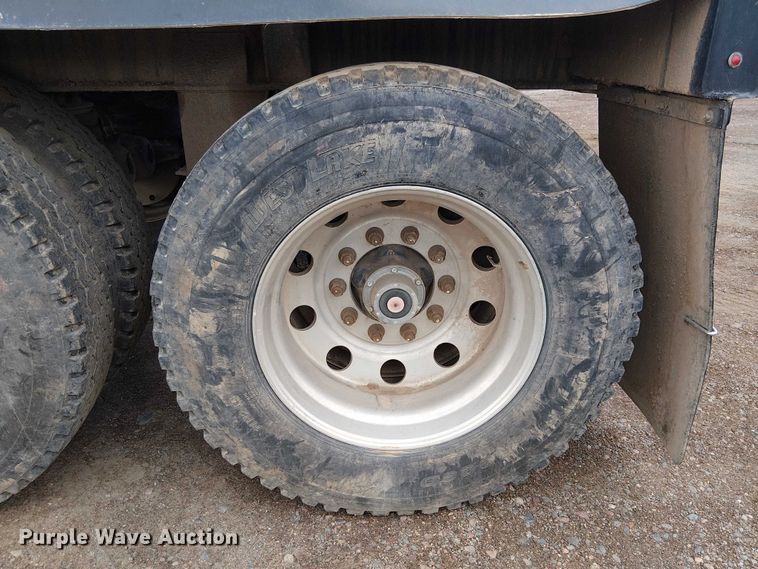 image for item EE5223 2021 Ranco side dump trailer