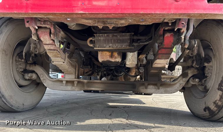 image for item EF2224 1984 Ford FT8000 water truck