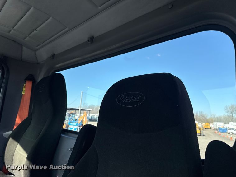 image for item EG8885 2011 Peterbilt 337 semi truck