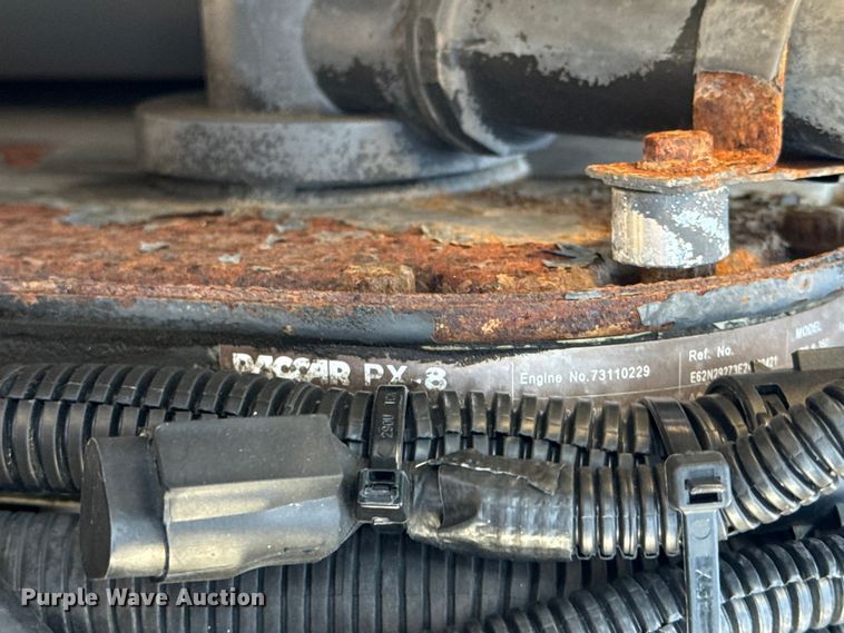 image for item EG8885 2011 Peterbilt 337 semi truck