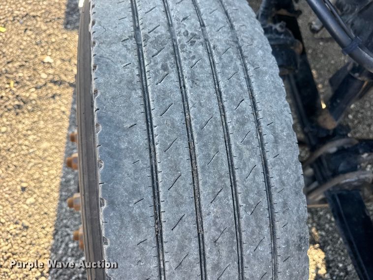 image for item EG8897 2016 Kenworth T880 semi truck