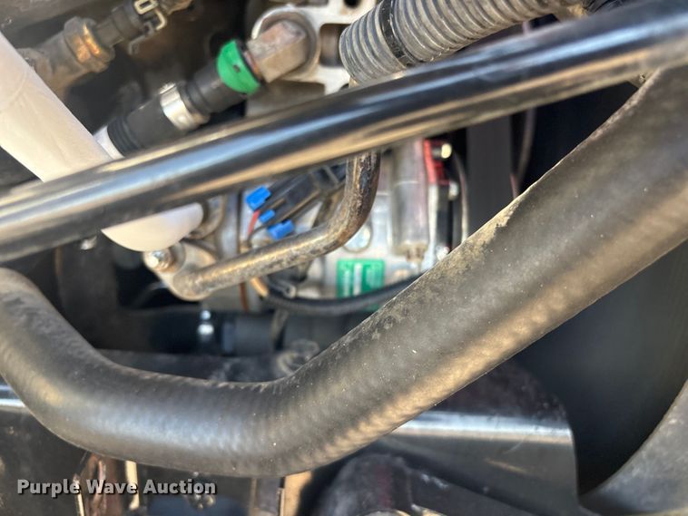 image for item EG8911 2017 International 8600 SBA semi truck