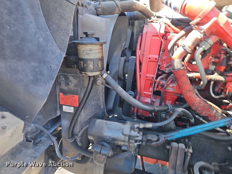 image for item EO7116 2006 International 9400i semi truck