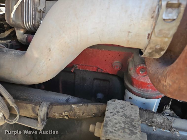 image for item EO7116 2006 International 9400i semi truck