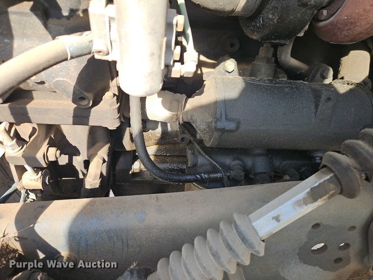 image for item EO7123 1988 Ford LN8000 truck cab and chassis