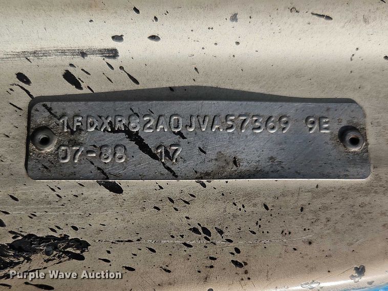 image for item EO7123 1988 Ford LN8000 truck cab and chassis