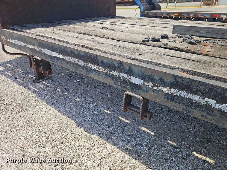 image for item EO7136 1973 Transcraft EDTH-40-56 drop deck equipment trailer