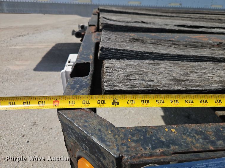 image for item EO7136 1973 Transcraft EDTH-40-56 drop deck equipment trailer