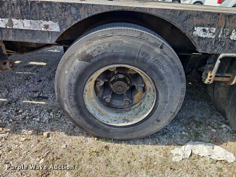 image for item EO7136 1973 Transcraft EDTH-40-56 drop deck equipment trailer