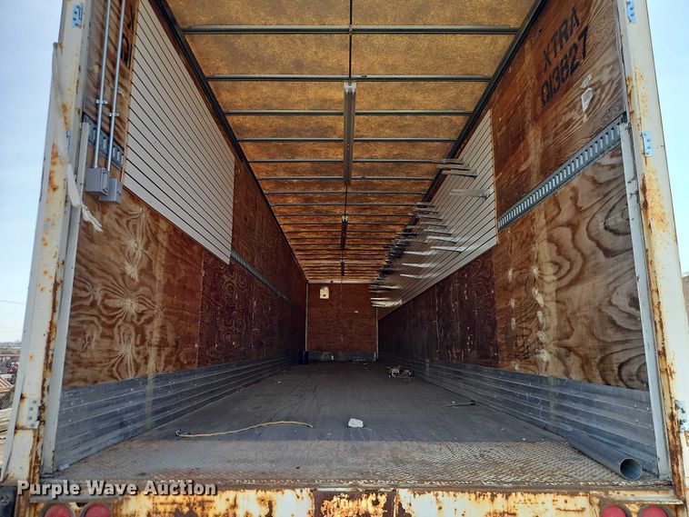 image for item EO7137 1998 Trailmobile dry van trailer