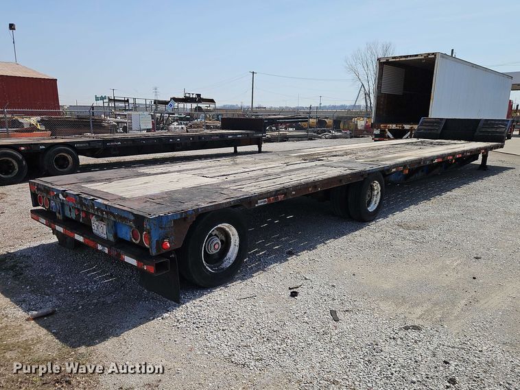 image for item EO7138 2001 Trail King TK70LCS-482 drop deck equipment trailer
