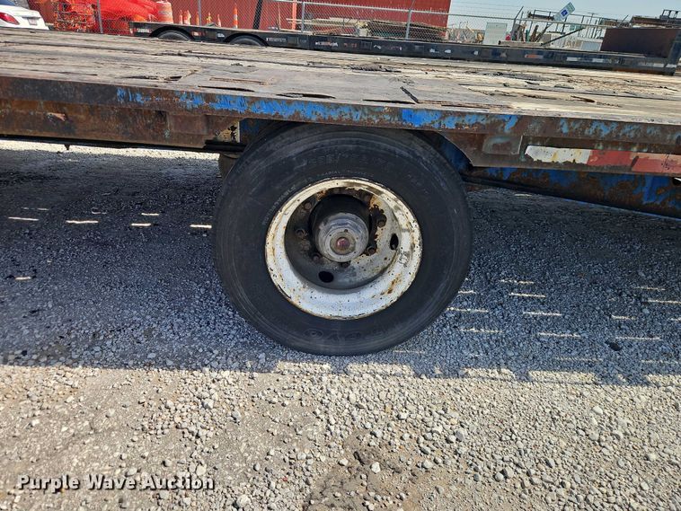 image for item EO7138 2001 Trail King TK70LCS-482 drop deck equipment trailer