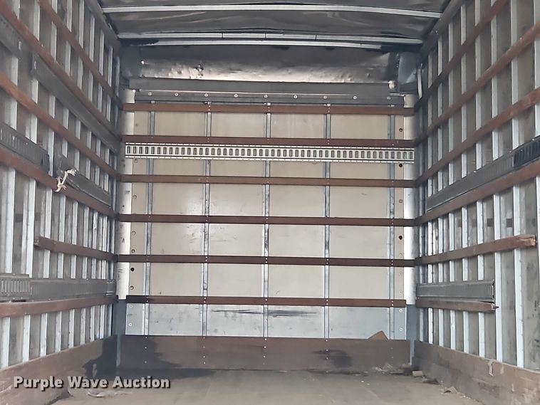 image for item EO7189 2013 Ford F750 box truck