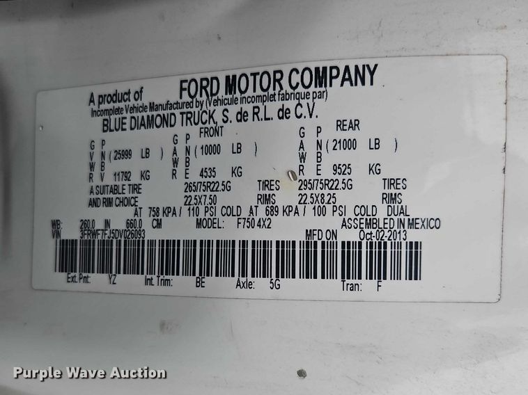 image for item EO7189 2013 Ford F750 box truck