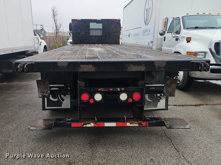 image for item EO7190 2016 Freightliner Business Class M2 flatbed truck