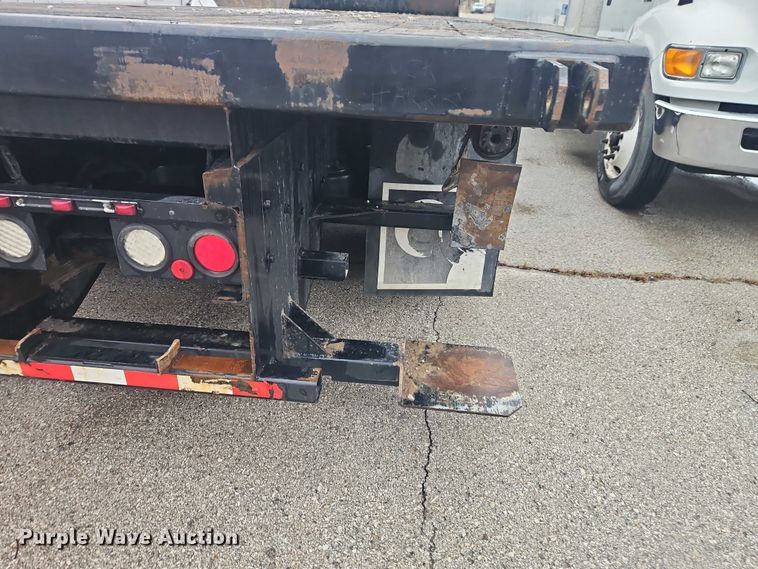 image for item EO7190 2016 Freightliner Business Class M2 flatbed truck