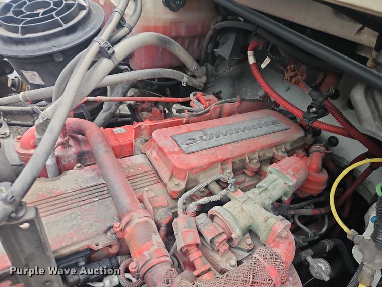 image for item EO7190 2016 Freightliner Business Class M2 flatbed truck