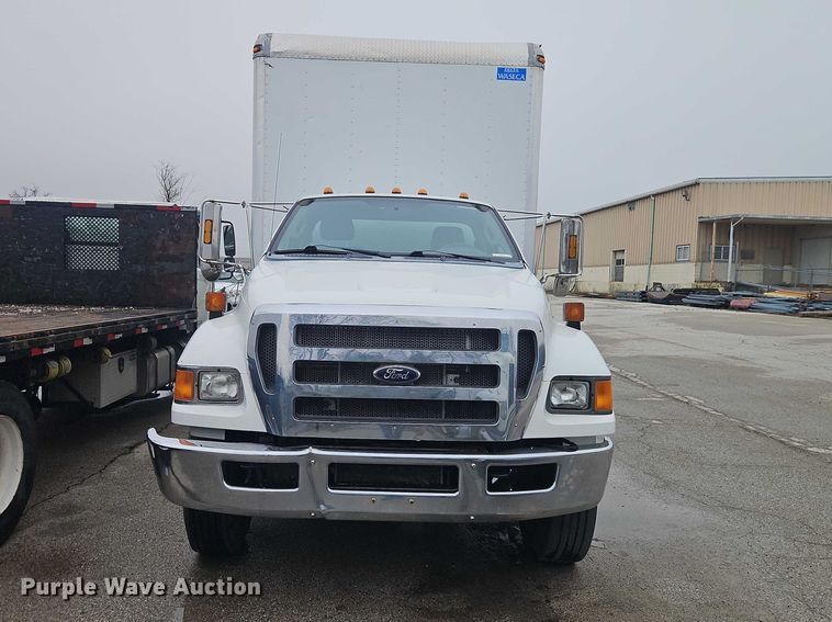 image for item EO7192 2015 Ford F750 Super Duty box truck