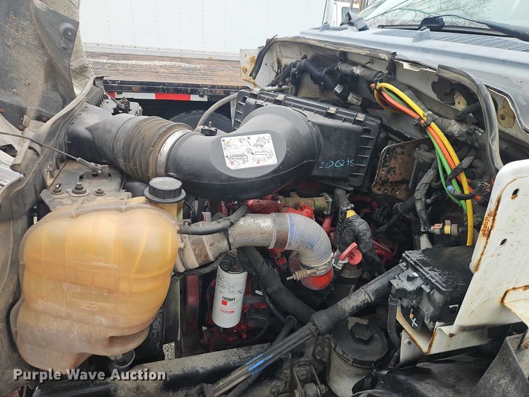 image for item EO7192 2015 Ford F750 Super Duty box truck