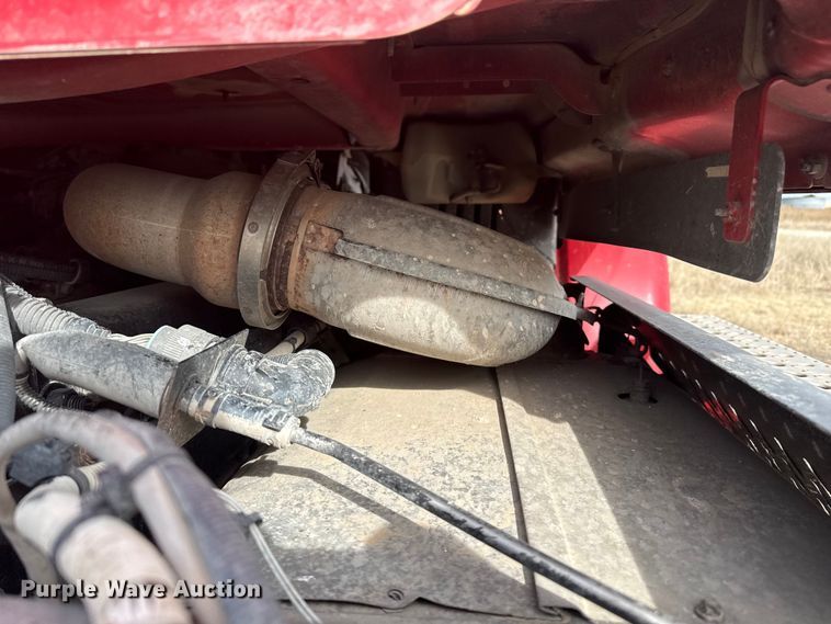 image for item EP2849 2015 Freightliner Cascadia semi truck