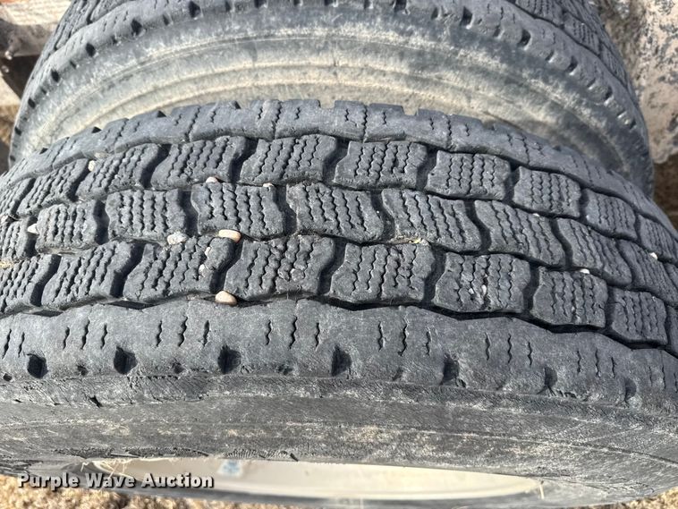 image for item EP2849 2015 Freightliner Cascadia semi truck