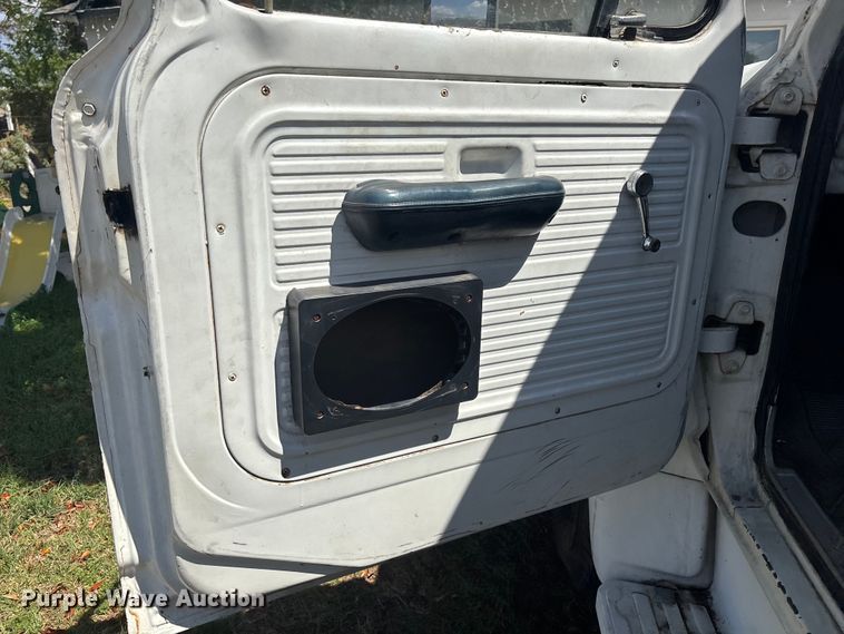 image for item ER7523 1968 Ford 600  