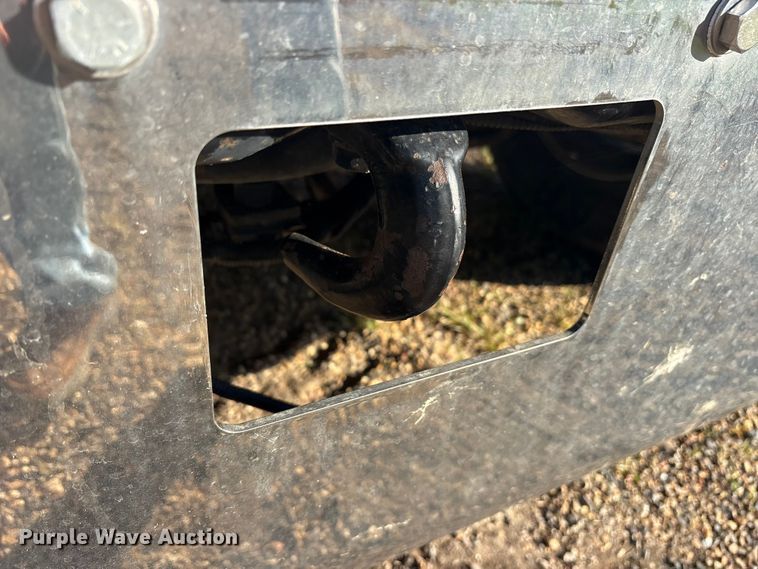 image for item ES8714 2002 Peterbilt 378 semi truck