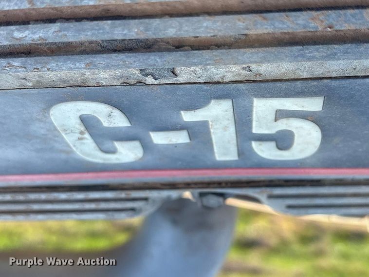 image for item ES8714 2002 Peterbilt 378 semi truck