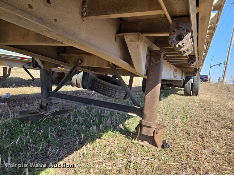 image for item ET1437 Raven's Metal Products 144856 flatbed trailer