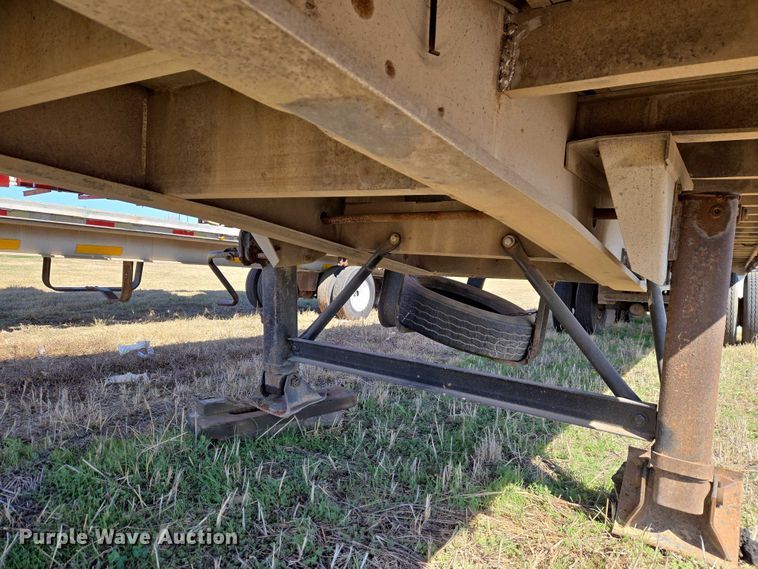 image for item ET1437 Raven's Metal Products 144856 flatbed trailer