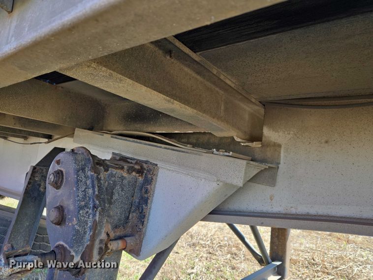 image for item ET1437 Raven's Metal Products 144856 flatbed trailer