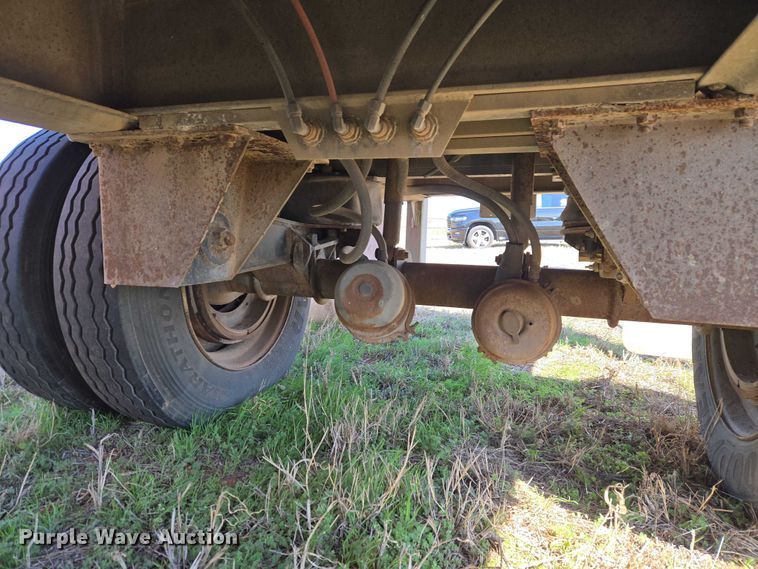 image for item ET1437 Raven's Metal Products 144856 flatbed trailer
