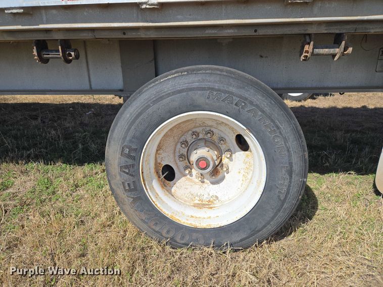 image for item ET1437 Raven's Metal Products 144856 flatbed trailer