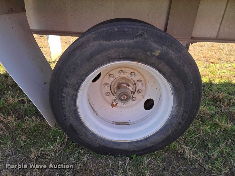 image for item ET1437 Raven's Metal Products 144856 flatbed trailer