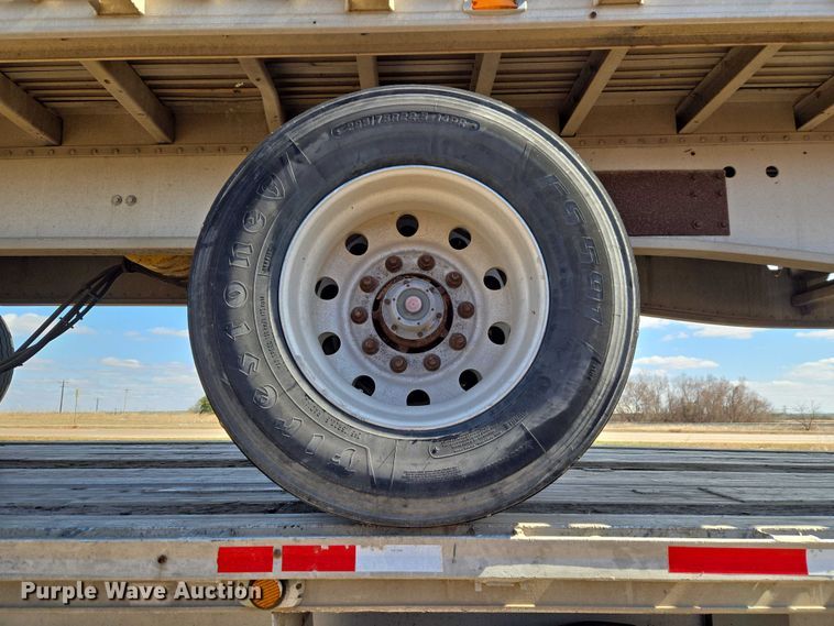 image for item ET1438 2007 Manac flatbed trailer