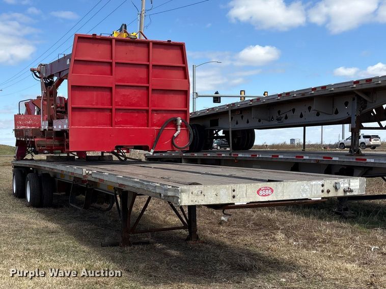 image for item ET1440 1986 Ravens flatbed trailer