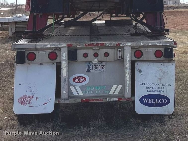 image for item ET1440 1986 Ravens flatbed trailer