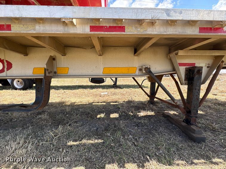image for item ET1440 1986 Ravens flatbed trailer