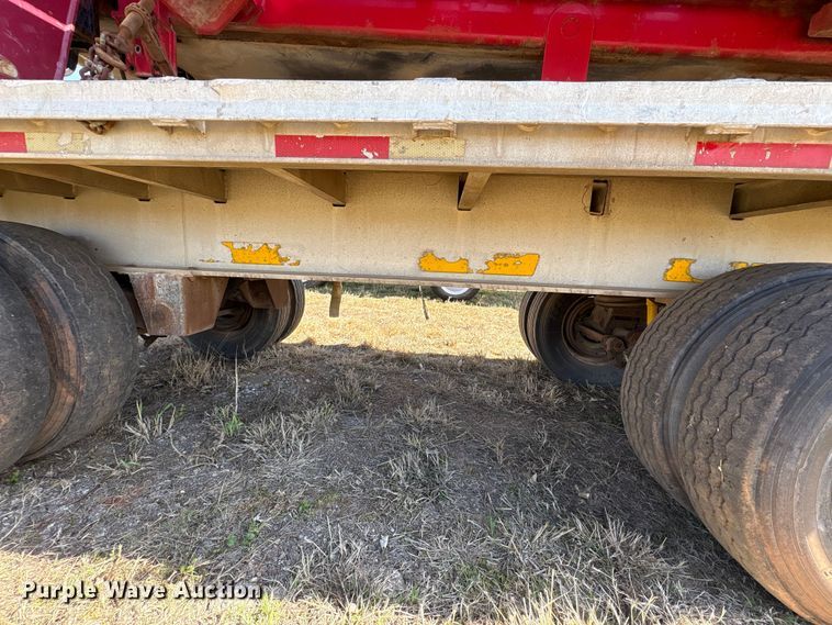 image for item ET1440 1986 Ravens flatbed trailer