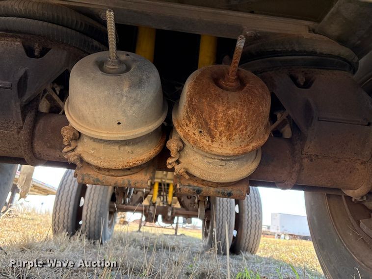 image for item ET1440 1986 Ravens flatbed trailer