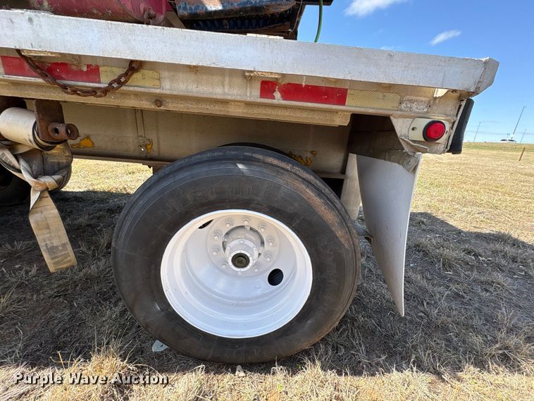 image for item ET1440 1986 Ravens flatbed trailer