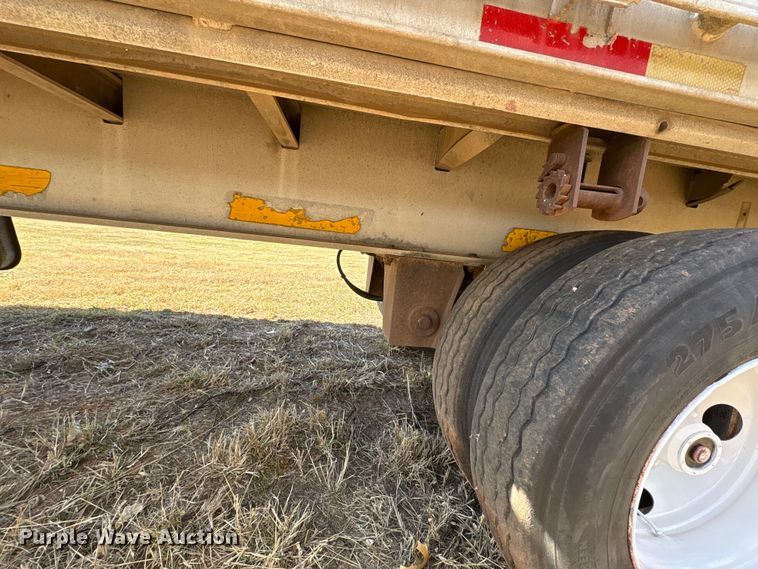 image for item ET1440 1986 Ravens flatbed trailer