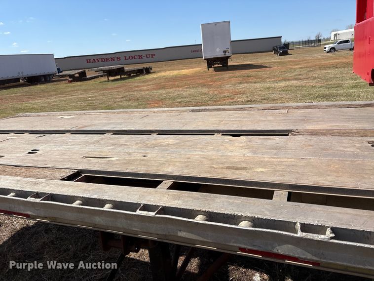 image for item ET1440 1986 Ravens flatbed trailer