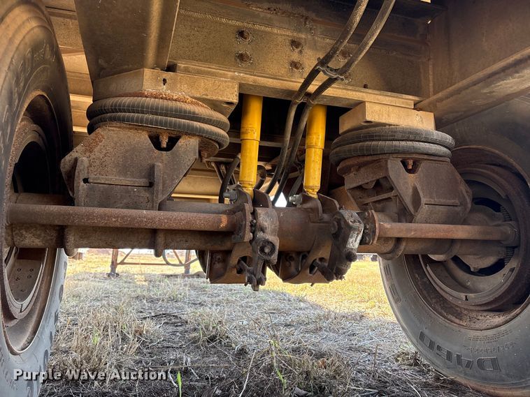 image for item ET1440 1986 Ravens flatbed trailer