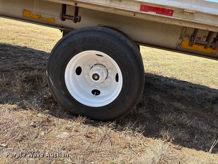 image for item ET1440 1986 Ravens flatbed trailer