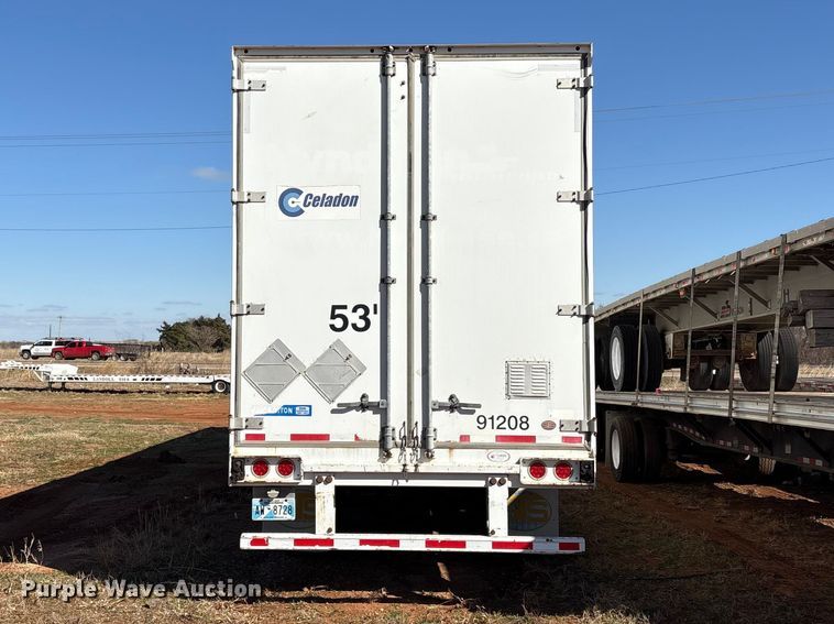 image for item ET1445 2012 Stoughton Trailers dry van trailer