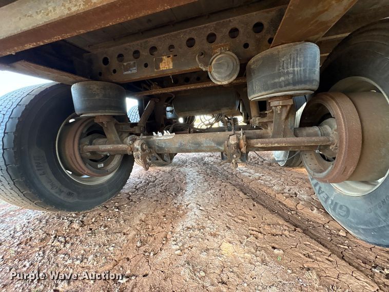 image for item ET1445 2012 Stoughton Trailers dry van trailer