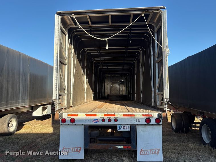 image for item ET1451 2013 Utility Trailer Manufacturer side curtain trailer