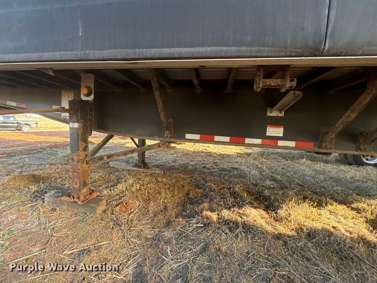 image for item ET1451 2013 Utility Trailer Manufacturer side curtain trailer